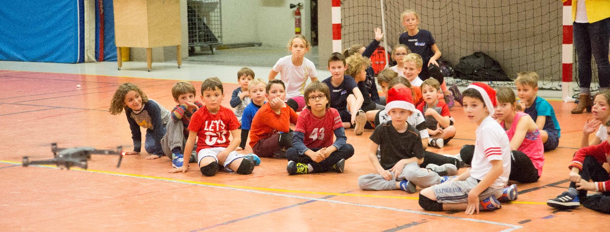 gal/saison 2017-2018/tournoi_de_noel_jeunes/MI1C0211.jpg